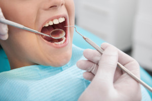 A tooth with the facebook logo on it.
